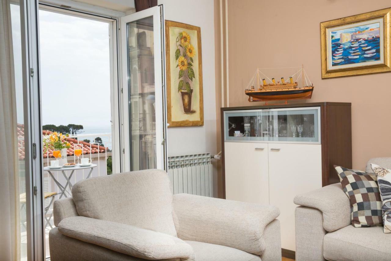 Spacious Apartment Near The Old Town Ragusa Esterno foto