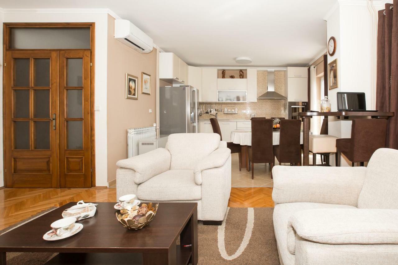 Spacious Apartment Near The Old Town Ragusa Esterno foto